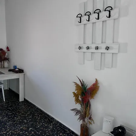 Diminutif L Adamantas (Milos)