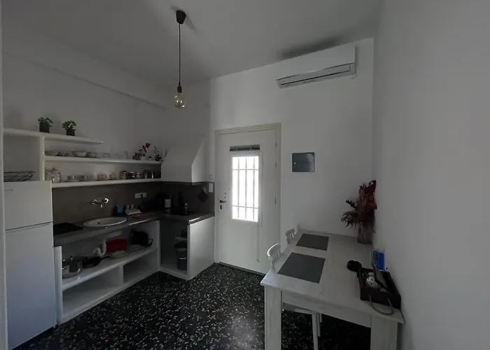 Diminutif L * Adamantas (Milos)